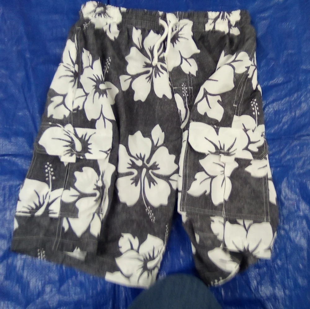 Men's Floral Gray Shorts